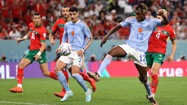 Мароко надви Испания след дузпи Селекцията на Мароко продължава да се